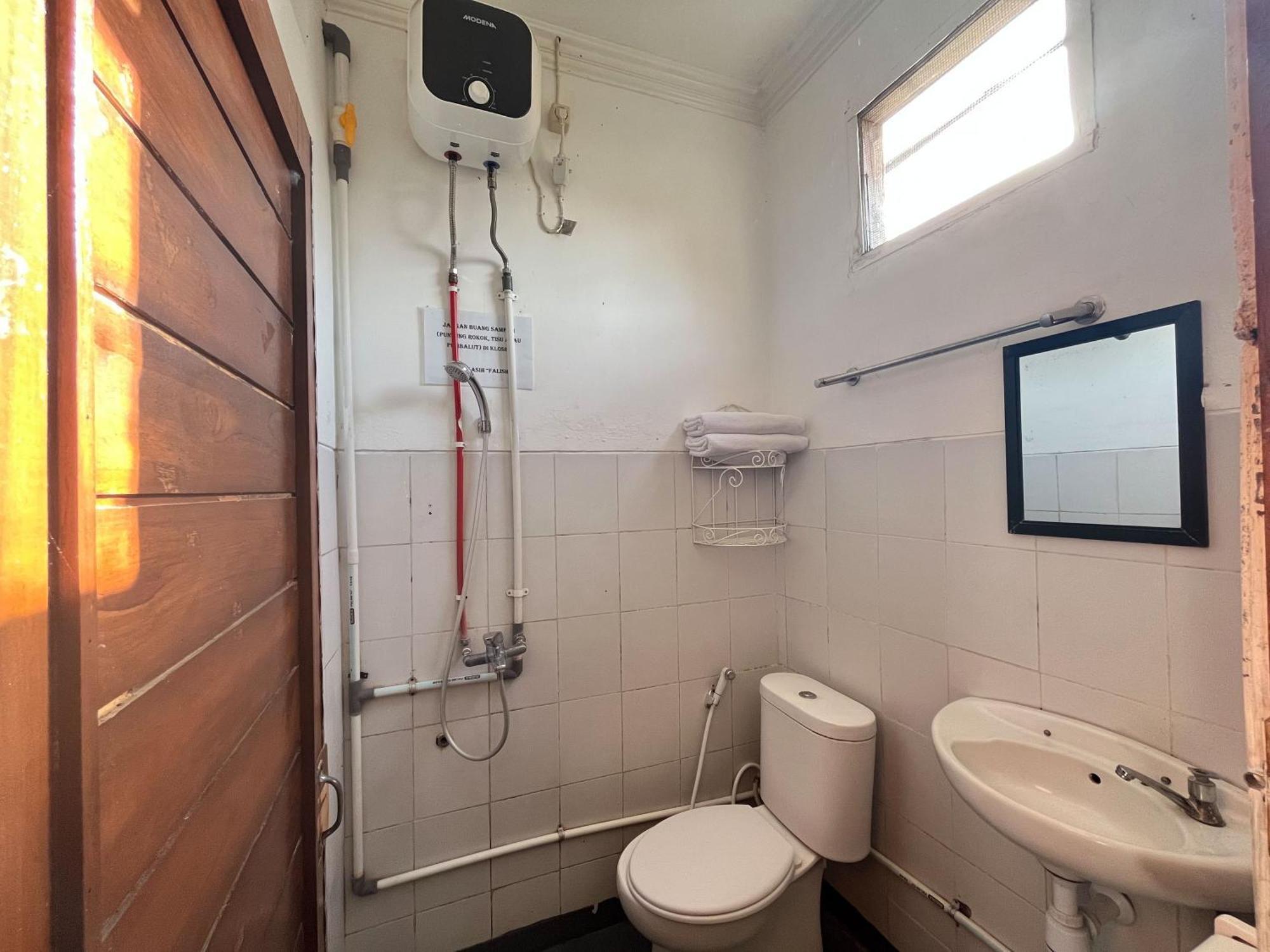 Reddoorz Syariah At Falisha Umy Ngabean Bagian luar foto